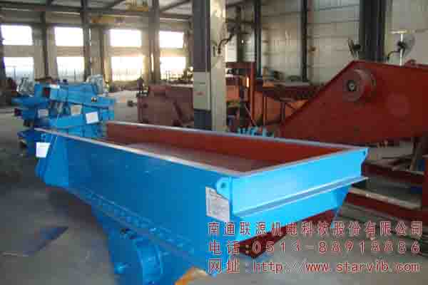 ZSW棒條式振動(dòng)喂料機(jī)